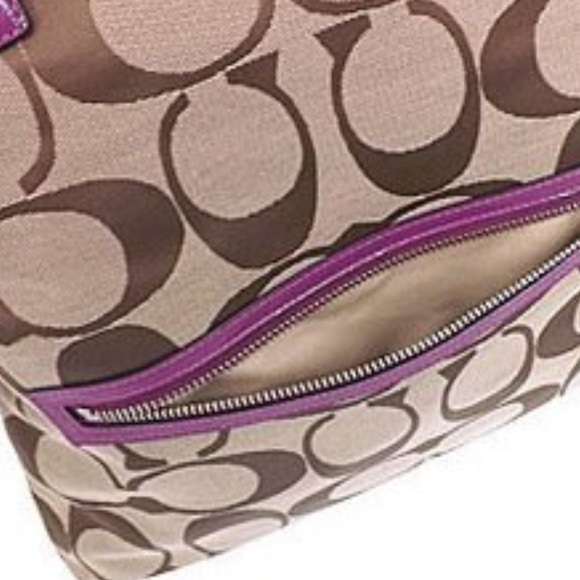 COACH SIGNATURE STRIPE FOLDOVER TOTE - Picture 5 of 6